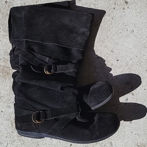 Suede boots